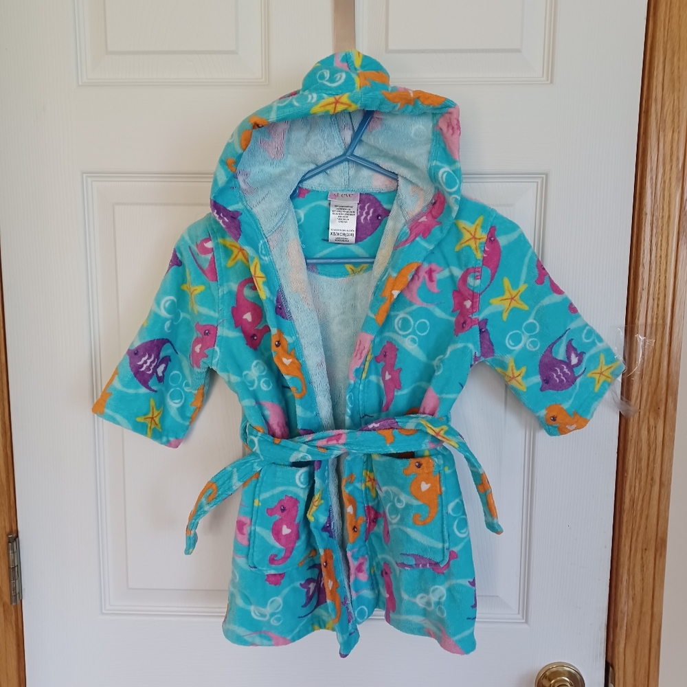 ST EVE TODDLER BLUE HOODED COTTON SWIM BATHROBE XS SIZE 3 4 - Picture 3 of 9